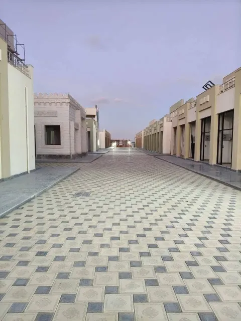 امتلك محلك وابدأ مشروعك فروااا✅ببرج العرب