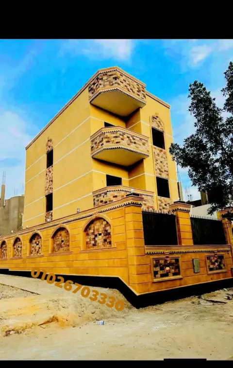 للبيع بيت 150 متر مبني على 75 متر نااااصية