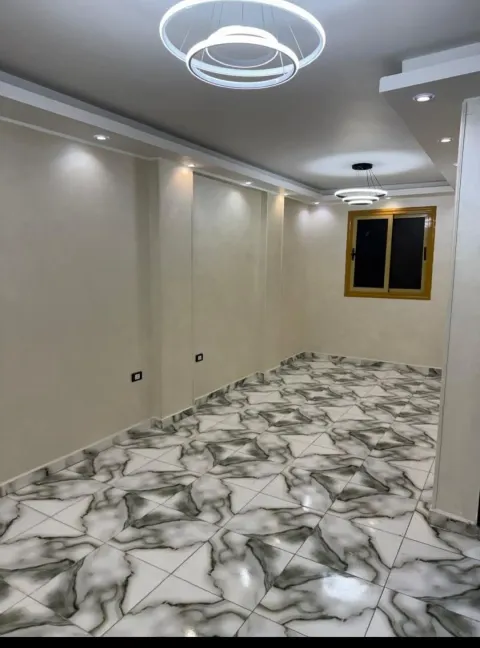 عندي شقتين للبيع العنوان الوراق