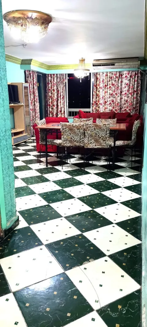 Apartment For Sale in Misr El Gedida