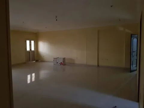 شقه للايجار بالزقازيق فلل الجامعه 🌅