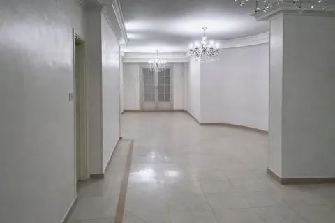 للبيع شقه بطنطا٢٢٠متر ٣غرف وريسيبشن ٤قطع