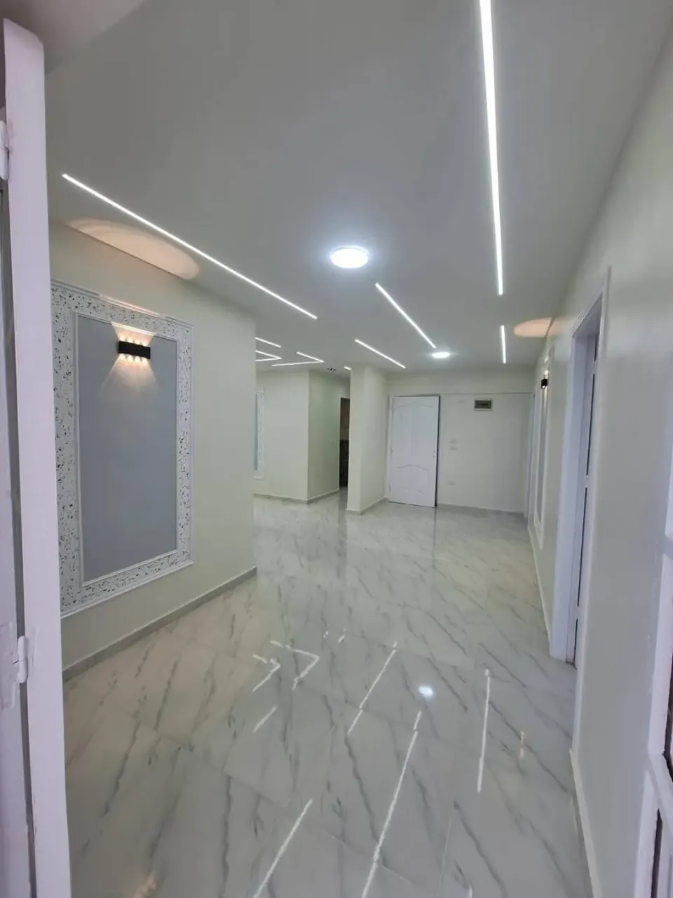 شقة للبيع في ميامي تاني نمرة من شارع اسكندر