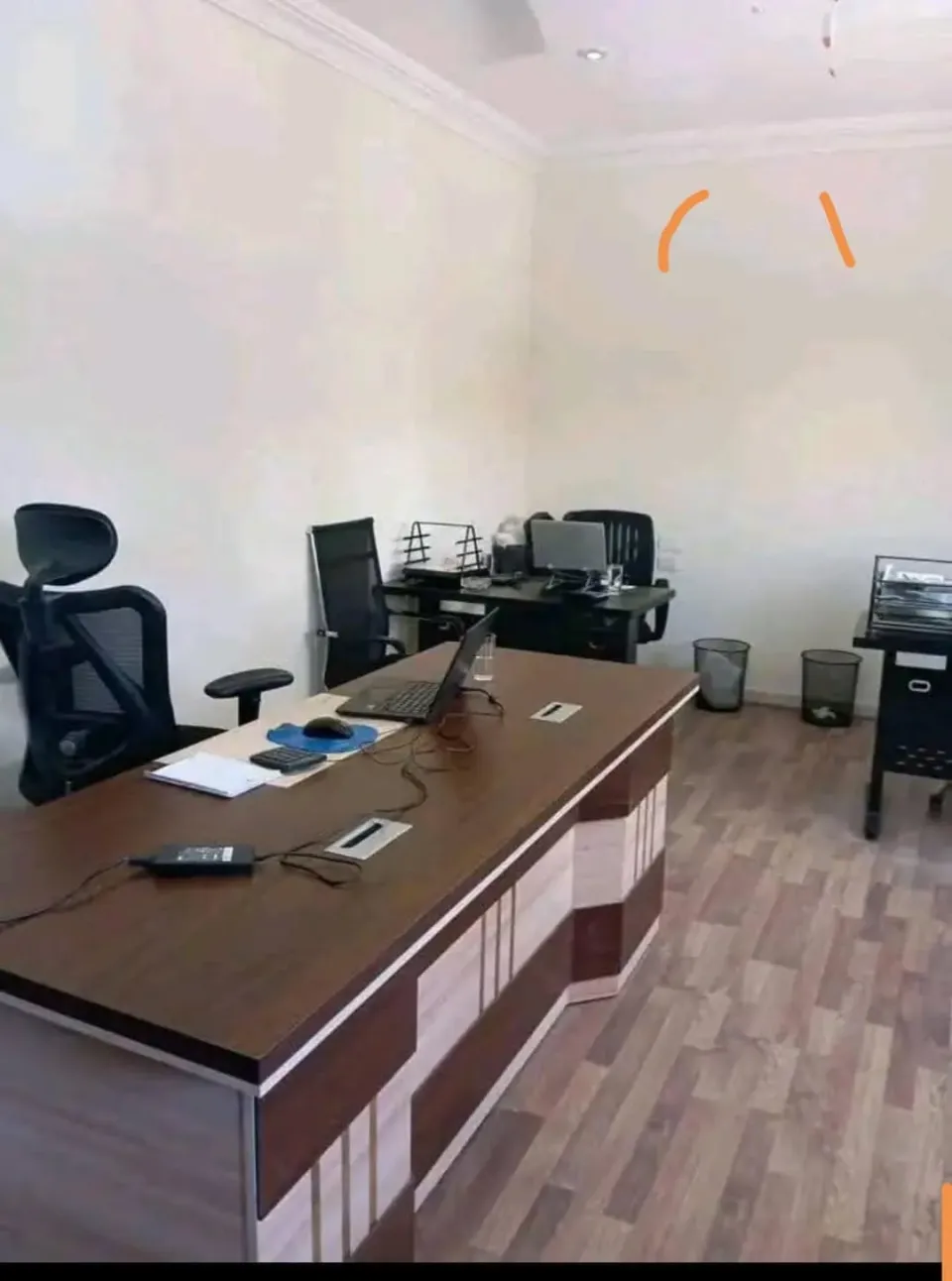 شقه للايجار في منطقه حيويه وراقيه بالشطر السادس