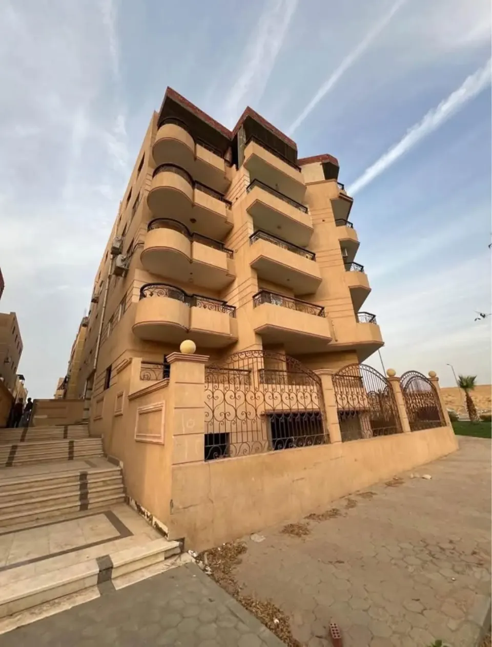 Apartment For Sale in Al Shorouk