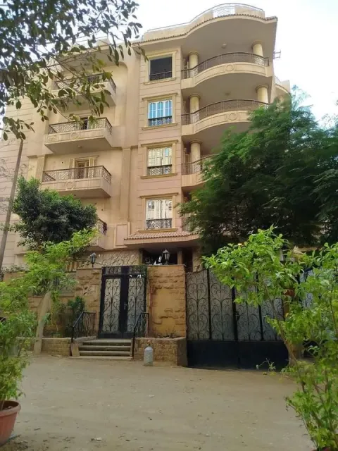 البوابه التانيه القديمه حدائق الاهرام