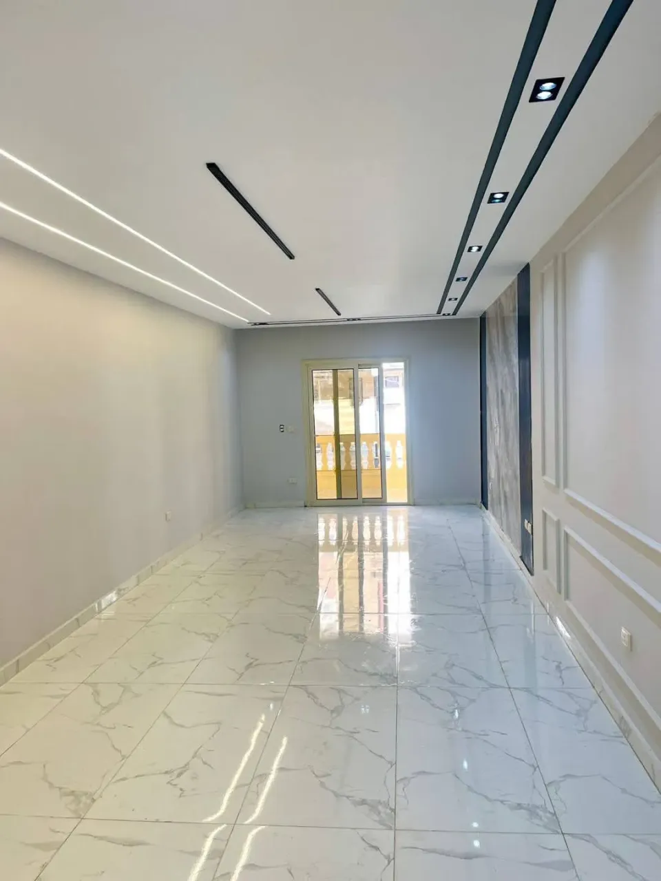 شقةواجهةللبيع بأميز المواقع بحدائق الأهرام ( البوابه الثانيه الجديده
