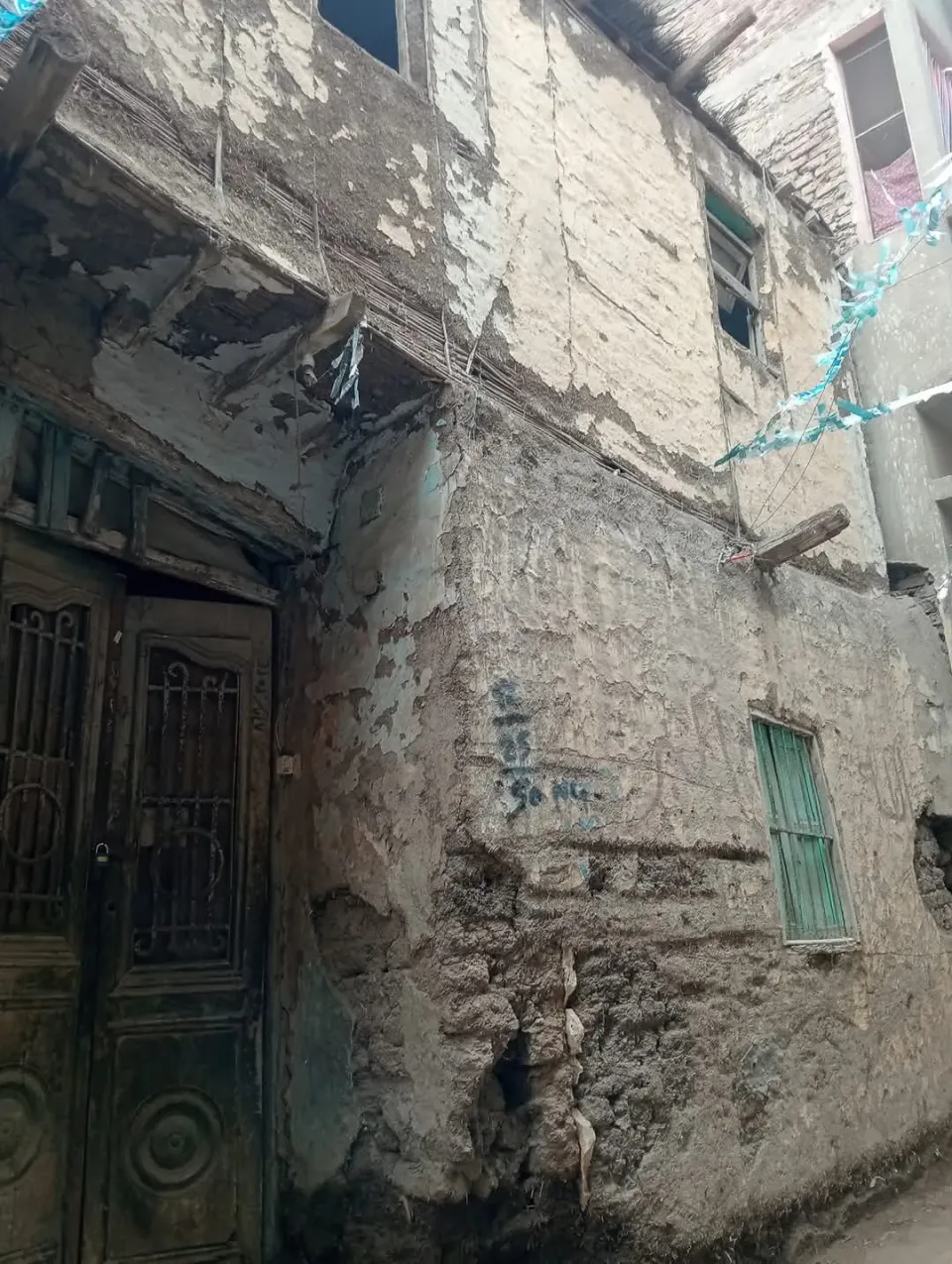 يوجد بيت للبيع في دكرنس قديم كا ارضيه