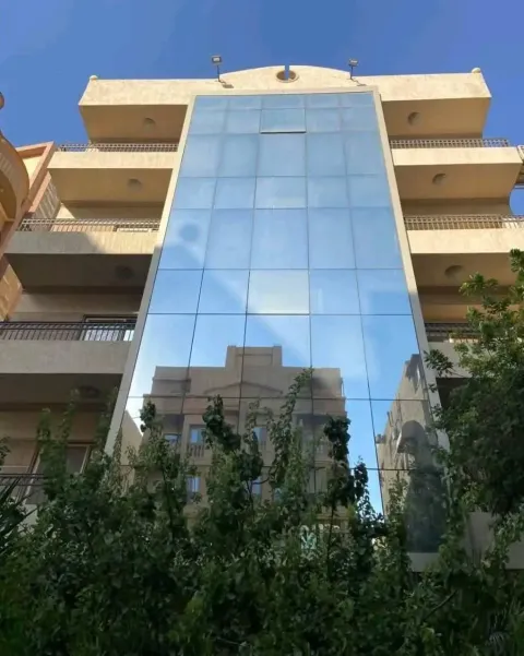 مبني إداري للايجار بزهراء المعادي بجوار كارفور الدائري