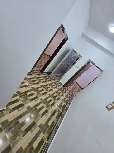قاعات كبيره ٣ قاعات تجاري بلاكامل ١٢٠ متر