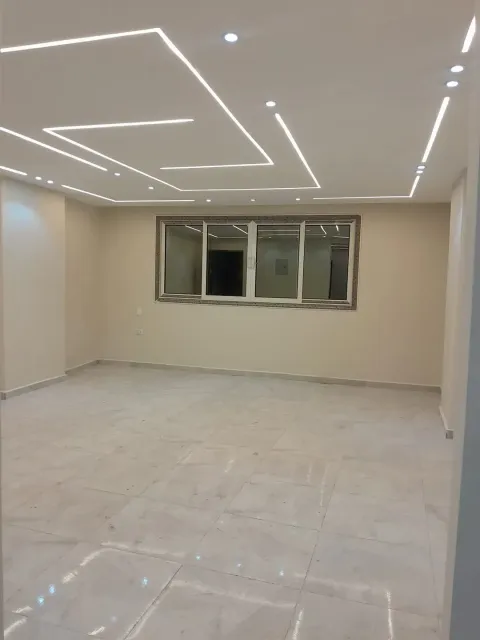 شقه للبيع الاول سكن