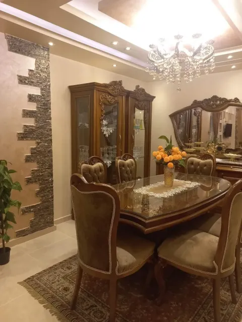 شقه للبيع
