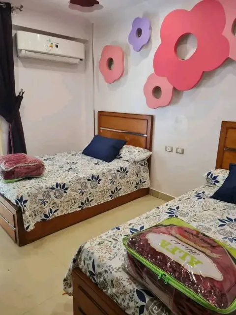 شقة للايجار المفروش بأسوان. وغرف دابل وغرف سنجل