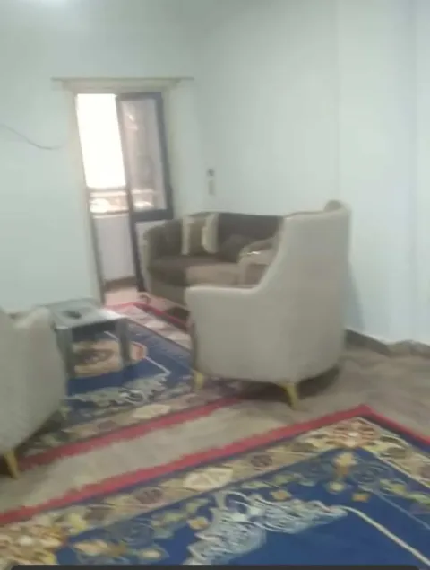 للايجاار شقه مفروشه 3غرف 2 حمام برج واسانسير فرش جديد