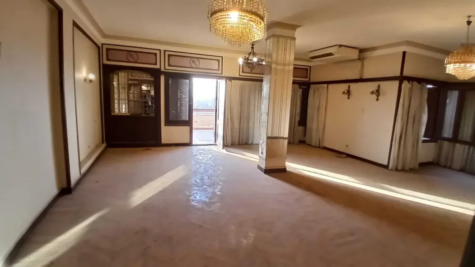 مكتب للإيجار في المهندسين 375م شارع جامعة الدول العربية