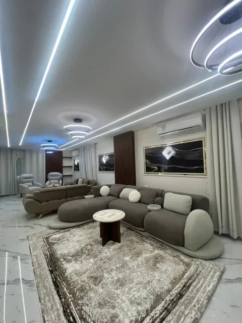 شقةللايجار بتفرعات عباس العقاد بجوار المدرسة الليبية🏡