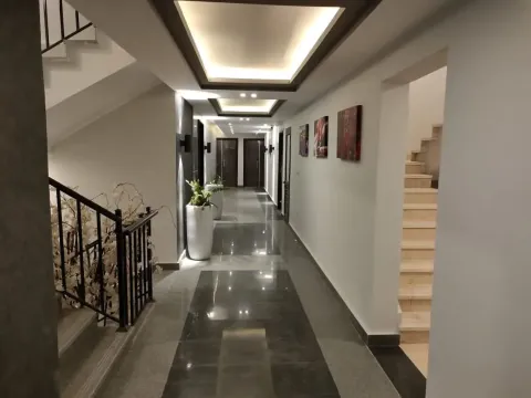 الشقة 160م مطلوب 2مليون والباقي مع الشركة