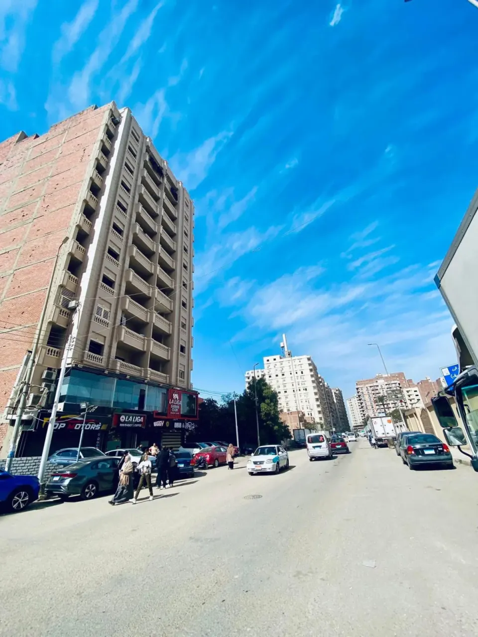 شقه للبيع في دله نص تشطيب عند مدرسه الزراعه بالفيوم
