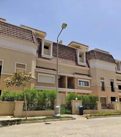 للبيع فيلا جاهزه للمعاينه جدا بكمبوند سراي المنصوره الجديدة