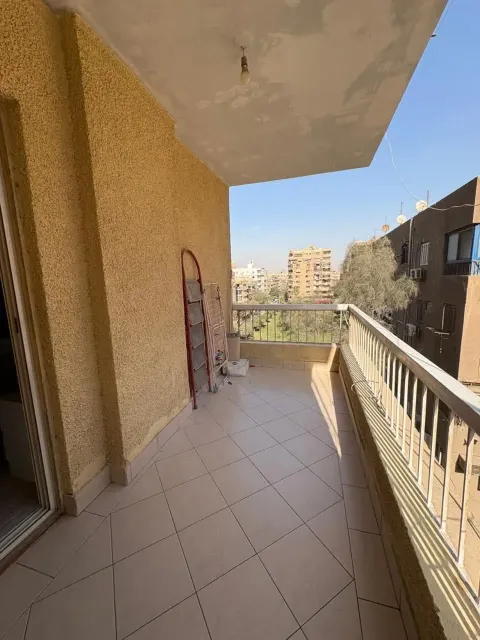 شقة للبيع بمصر الجديدة المساحة: 90 م