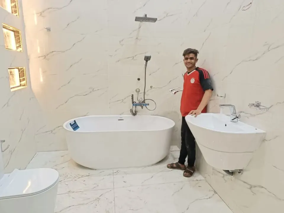 منزل دورين عمدان على تلات نواصي شارعين 6م