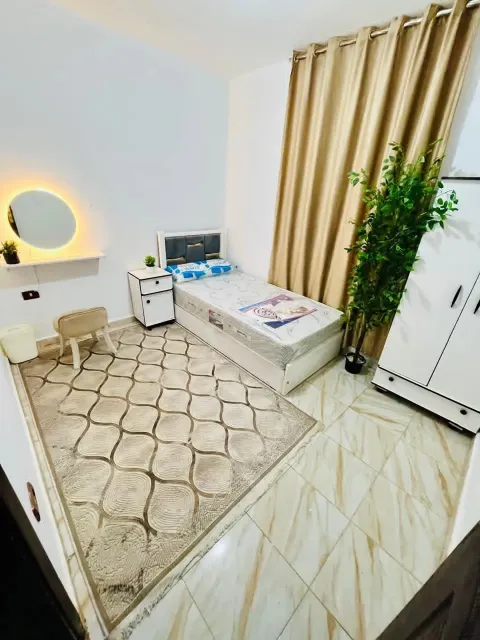 متاح غرفه دبل في الشقه المعروضه ومتاح سنجل زهراءمدينةنصر