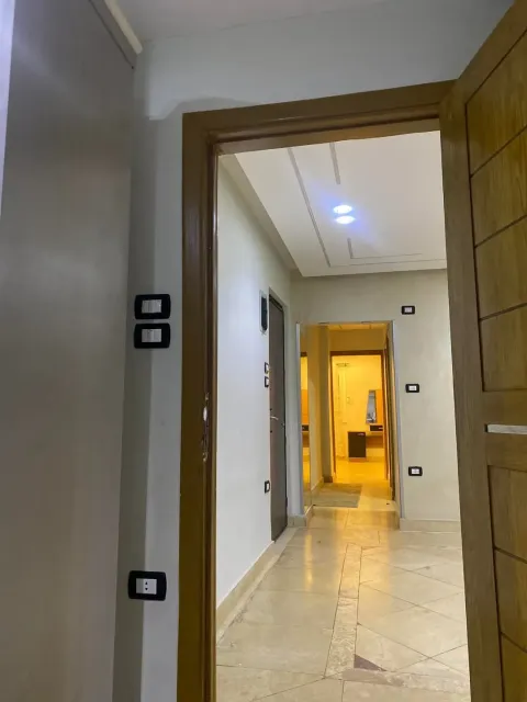 متاحه شقه فندقيه للايجار الترا سوبر لوكس الدقي