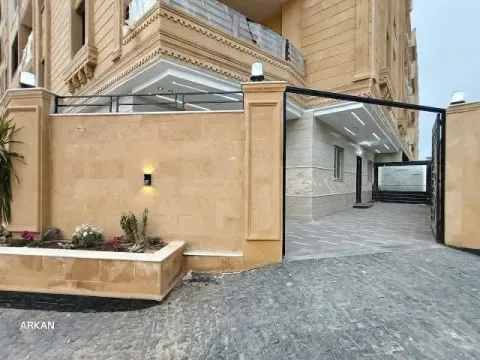 شقه للبيع ف فيلا بأول المنيا الجديده بجوار استراحة المحافظ