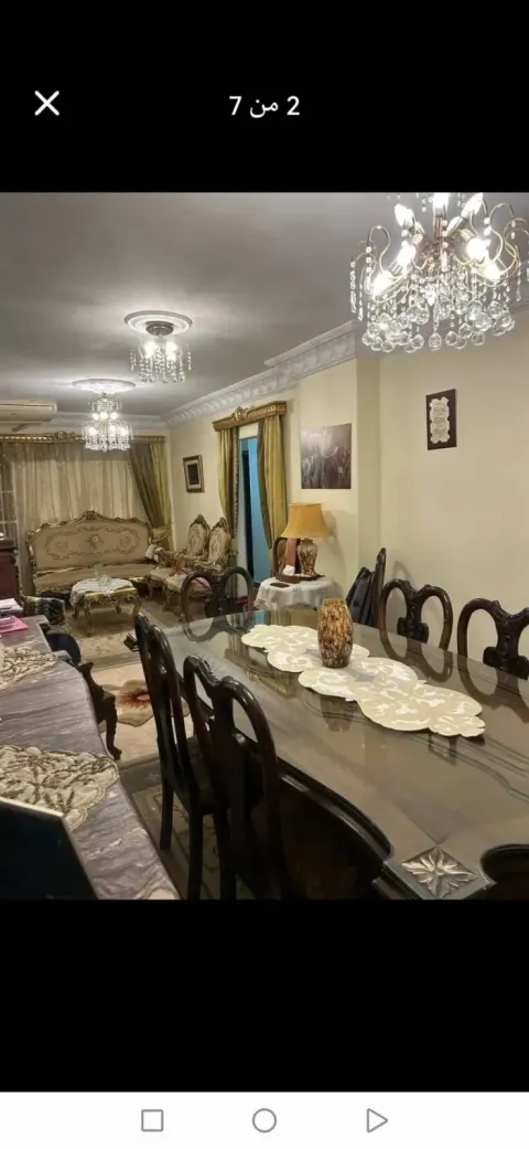 شقة بالنزهه الجديده مابين طه حسين
