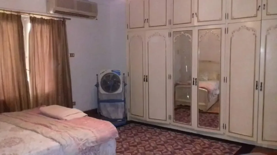 شـقـه مفروش مكـيف بـشـارع الجزائر🌷بالمعادى الجديده🌳