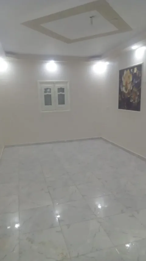 شقه للبيع