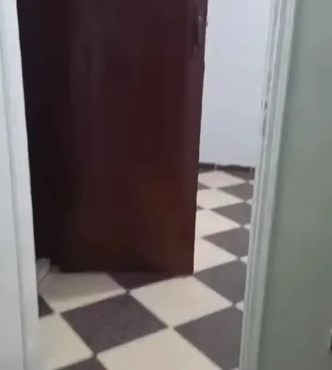 شقه البيع متفرعه من عز الدين عمر هرم اول بلكونه