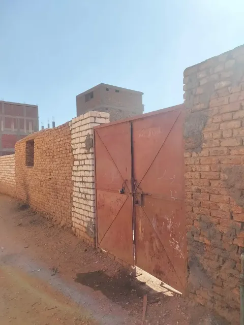 قطعة ارض للبيع ٢٠٠متر واجهة بحري ١٠متر شرق