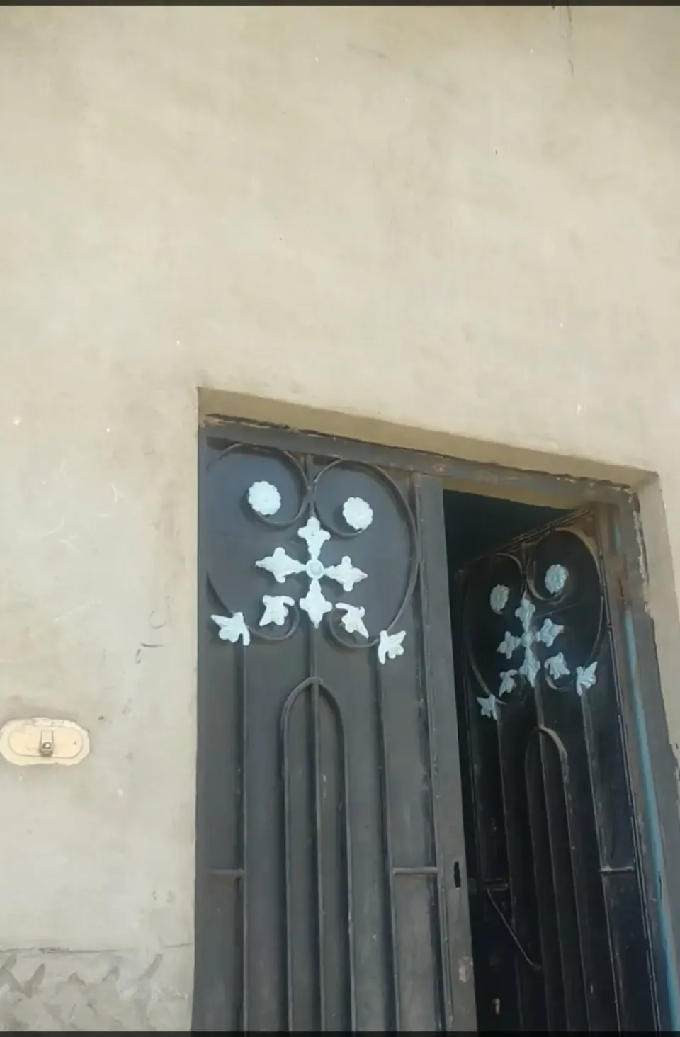 بيت للبيع في طما