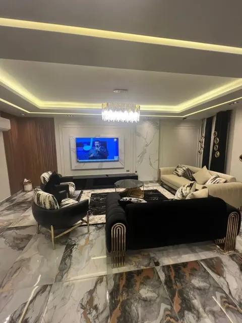 Apartment For Rent in Makram Ebeid