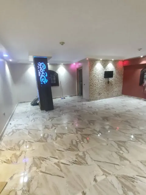 شقه للبيع الحي التالت العبور 📌 بجوار مول كيريتيف