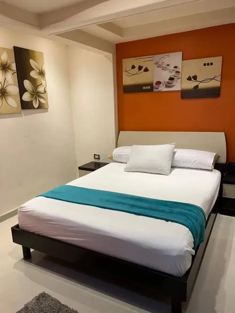 شاليه مكيف لايجارباجمل🌹 وارقي🌹 مكان بالمعموره الشاطئ