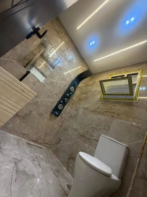 للبيع شقة١٣٥م متشطبه سوبر لوكس السياحيه بحدائق اكتوبر