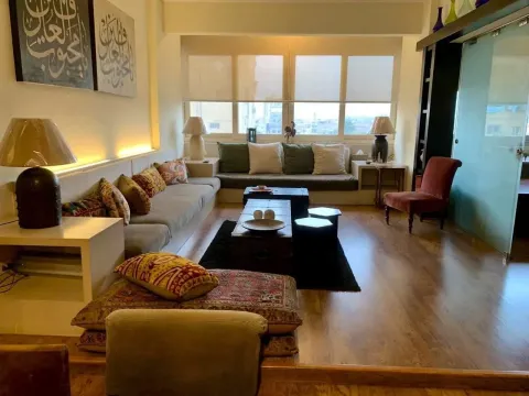 شقة مفروشة فاخرة للإيجار في الزمالك