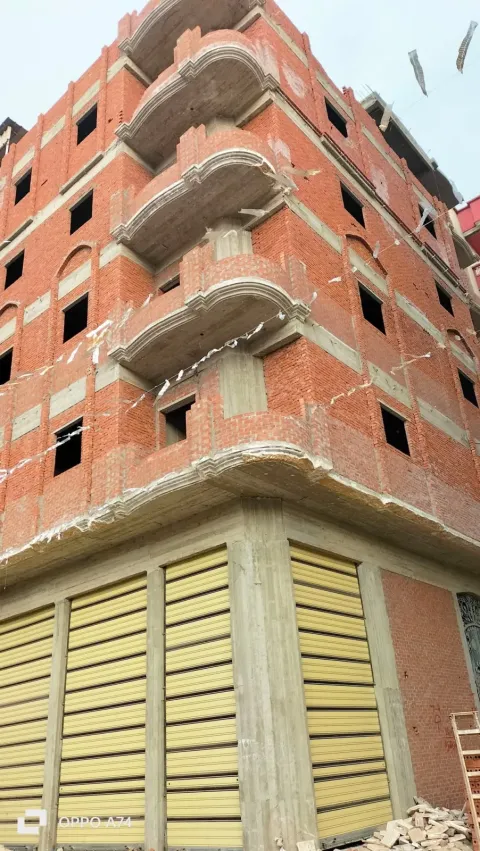 للبيع اخر شقتين في العماره رخصه بالكامل دمنهور