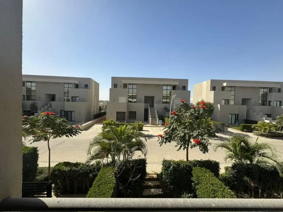 ازها العين السخنه شاليه للبيع ٧٢ متر