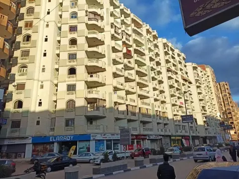 شقق للبيع