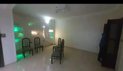 شقة للايجار 😍مساحته 185 متر ٤غرف وريسيبشن و٢حمام ومطبخ