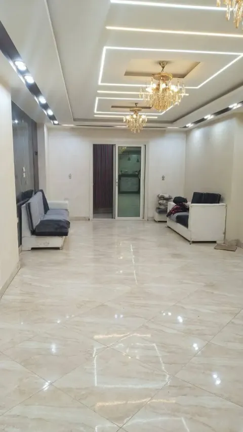 شقةلقطةللبيع بموقع ممتاز💟تالت نمره من اللبيني هرم بجوار لاكازا