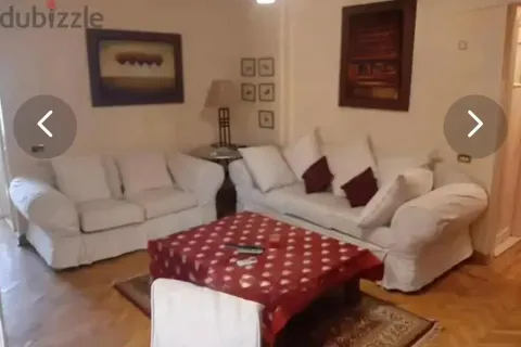 شقه تمليك بالزمالك ١٢٠ متر مسجله وحصه فى الارض الزمالك