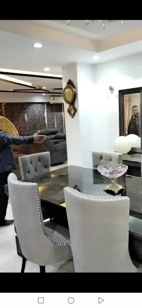 شقة الدور الحادي عشر .منطقه زهراء المعادي