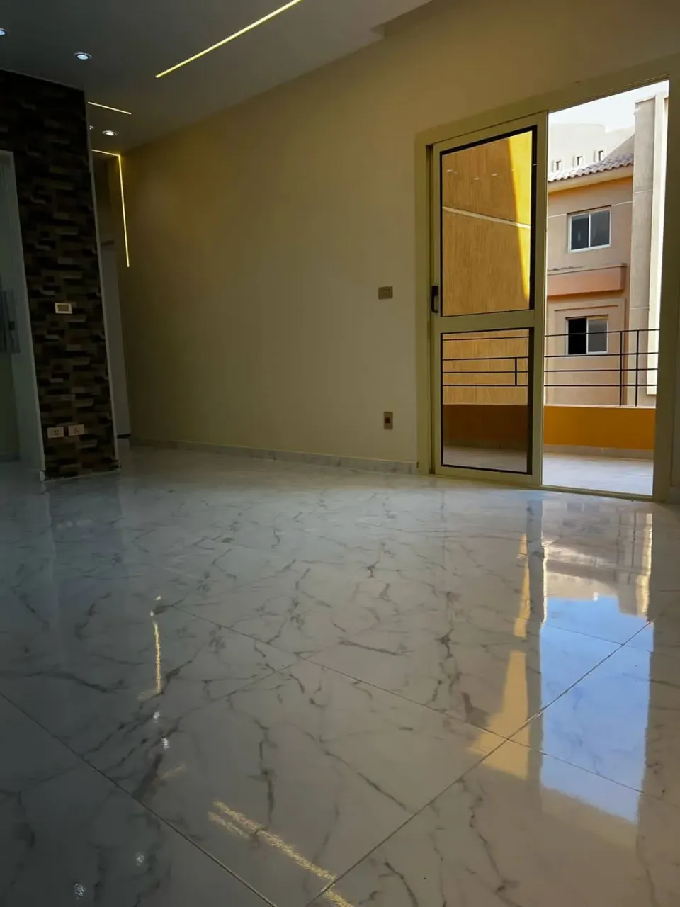 Apartment For Sale in Hadayek 6Th Of October