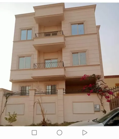 بيت حي ال 28 مجاوره خمسه متشطب تشطيب سوبر لوكس