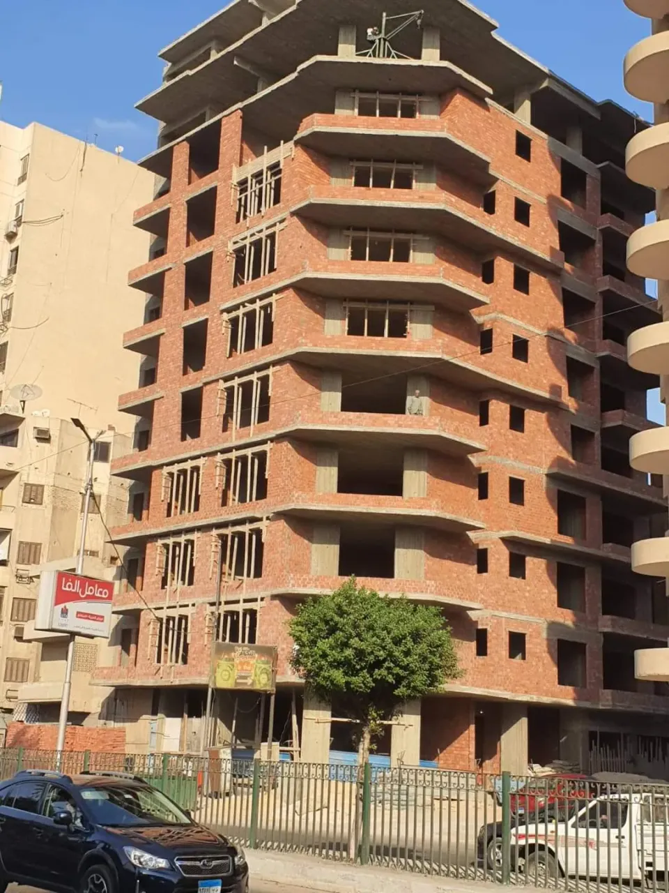 دور كامل فبرج للبيع ١٧٠ متر٢١٠ متر