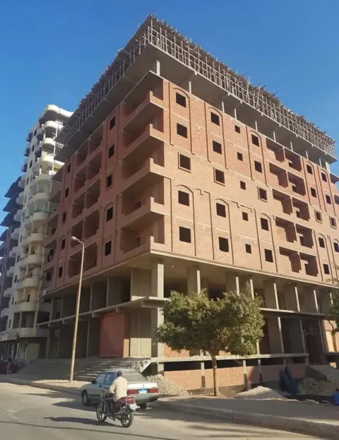 دور إداري للبيع ع مساحة 1000متر يصلح لجميع الاغراض